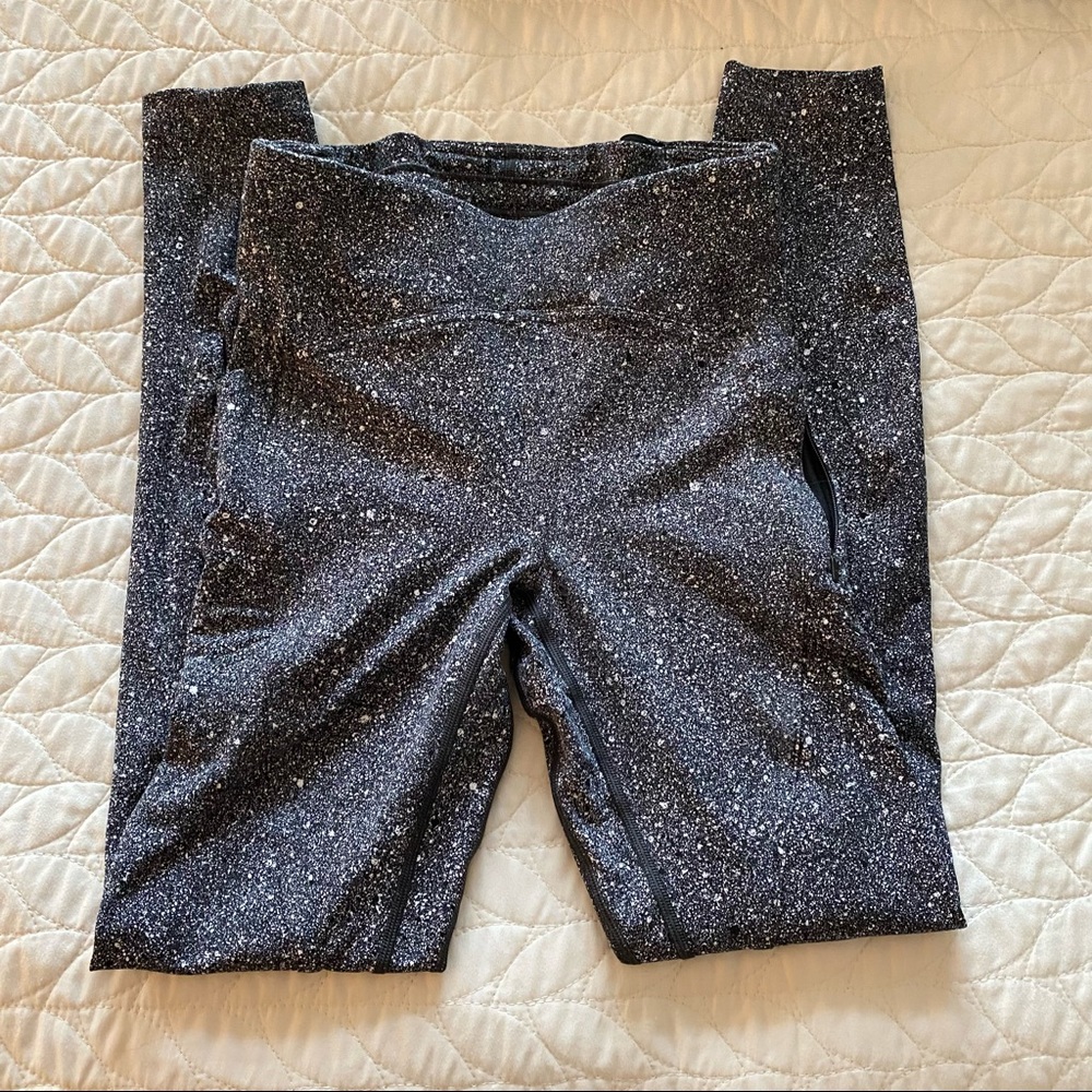 Lululemon size 4 leggings